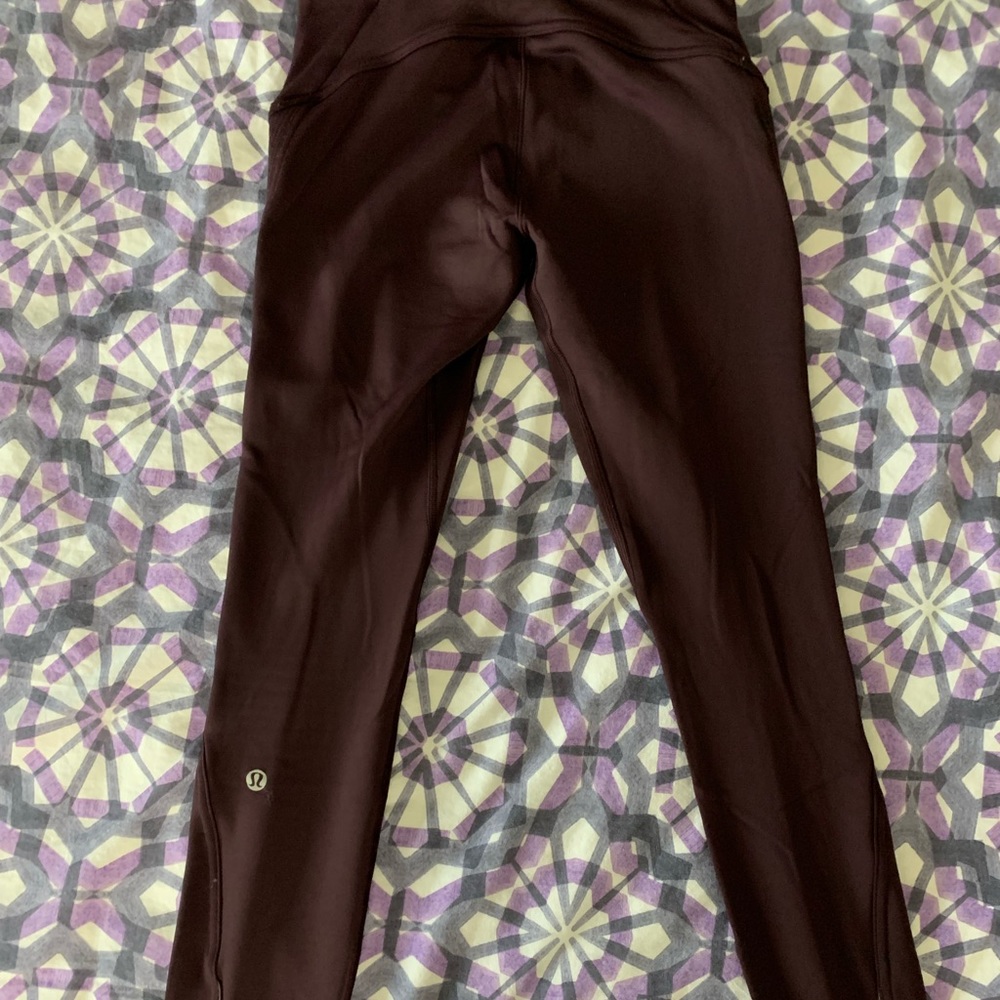 Lululemon leggings. Open for offers🙂